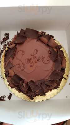 Skinny Mini's Bake Shop