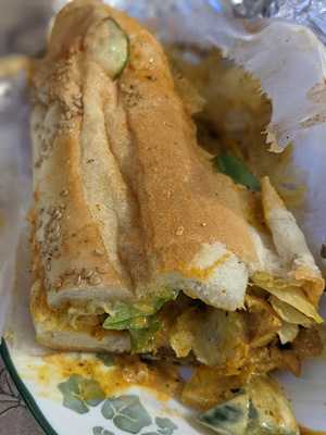 Kennedy Fried Chicken And Gyro House