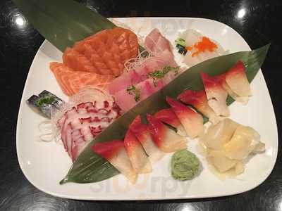 Moon & Flower House 8