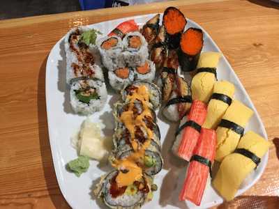 Moon & Flower House 8