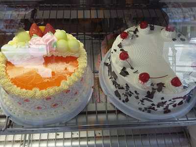 Napolean Bakery And Cafe