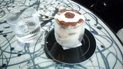 10 Corso Como Restaurant & Cafe