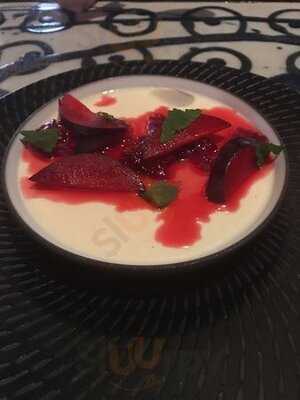 10 Corso Como Restaurant & Cafe