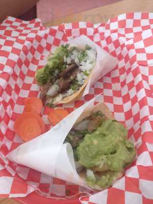 Tj Tortas & Tacos