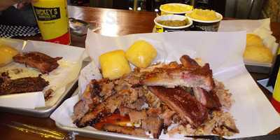 Dickey's Barbecue Pit