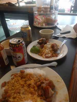 De La Vega Restaurant