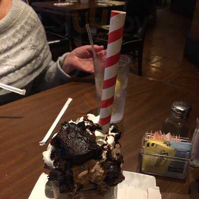 Gayle's Broadway Rose