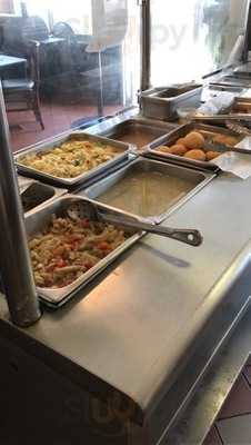 Brooklyn's House Of Food And Fishes