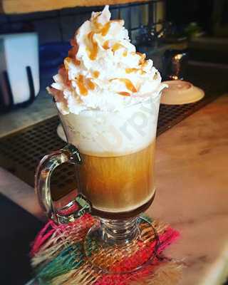 Chillax Manhattan Beach Cafe