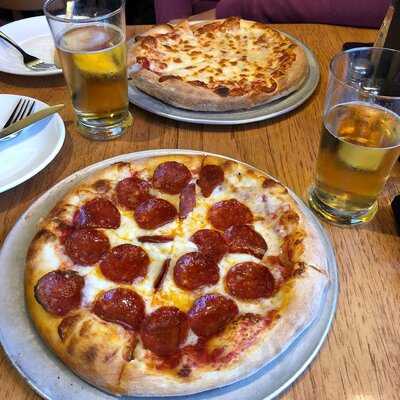 Fisherman's Pizzeria