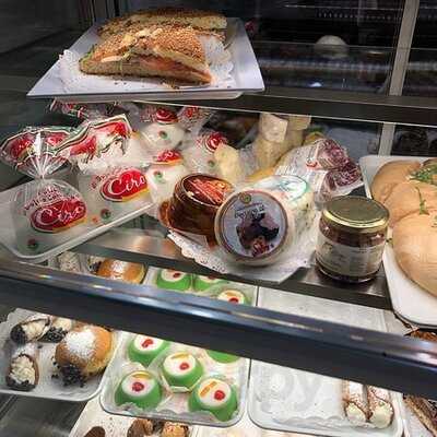 Unico Pasticceria And Caffe