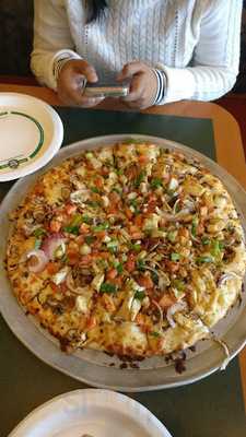 Round Table Pizza