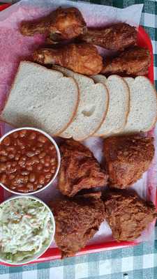 Gus's World Famous Fried Chicken