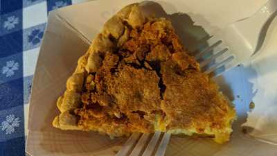 Gus's World Famous Fried Chicken