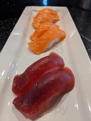 Sushi Planet Woodland Hills