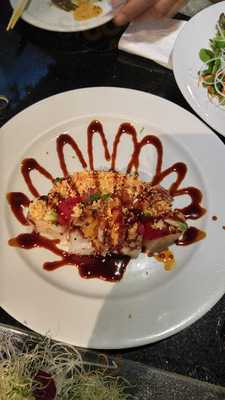 Sushi Planet Woodland Hills