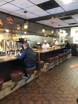 Hector's Cafe & Diner