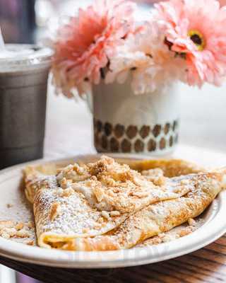 Cloud 9 Crepes
