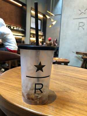 Starbucks Reserve On Chestnut