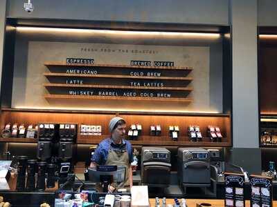 Starbucks Reserve On Chestnut