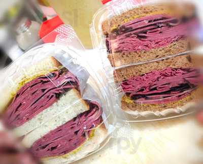 Az Deli And Pizzeria