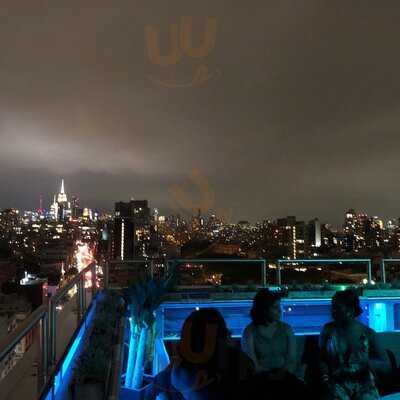 Rooftop 93 Bar & Lounge