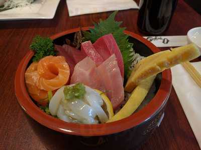 Oyogu Sushi