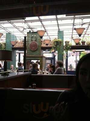 Bowery Bar And Grill