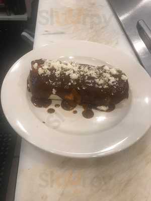 Mayah's Restaurant Cafe