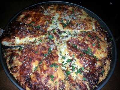 Easy Street Pizza & Beer Garden