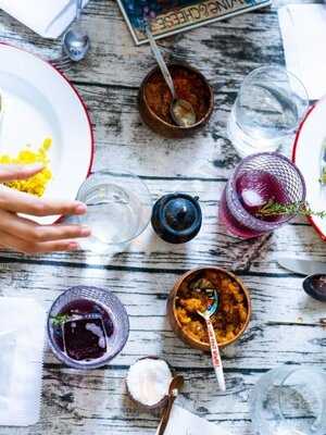 Eatwith: Lucinda Of Astoria