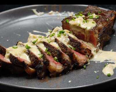 Charm Bar & Restaurant