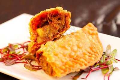 Charm Bar & Restaurant