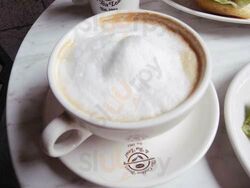 The Coffee Bean & Tea Leaf