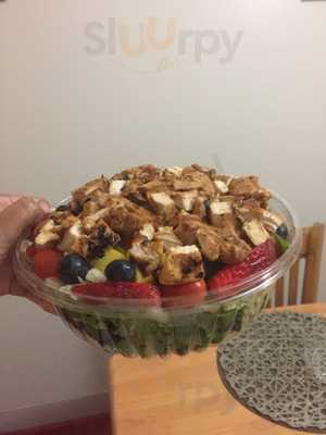 Melanie's Restaurant And Juice Bar