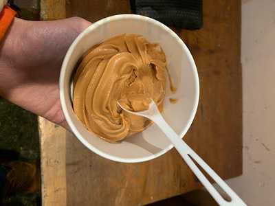 Easy Breezy Frozen Yogurt