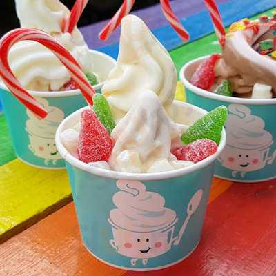 Easy Breezy Frozen Yogurt