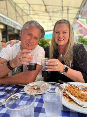 Umberto's Clam House