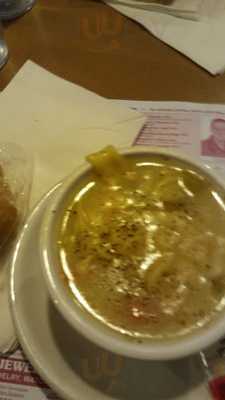 Pappas Restaurant And Lounge