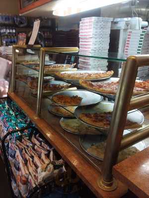 Luigi's Famous Pizza