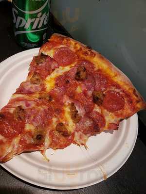 Anton's Pizza & Deli