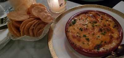 Louie’s Gen-gen Room