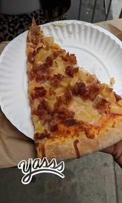 Champion Pizza Ludlow