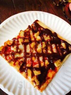 Champion Pizza Ludlow