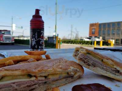 Frank And The Cubans