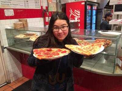 2 Bros Pizza - Chelsea Area