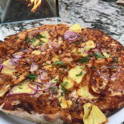 California Pizza Kitchen Encino