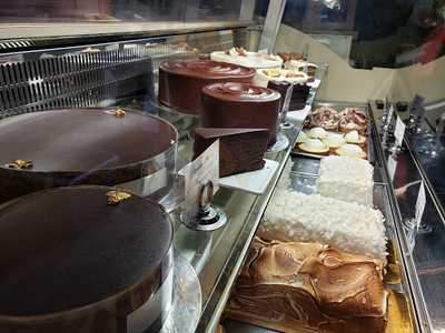 Lawrence Bakery Cafe