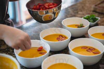 Eatwith: Christina Of Los Angeles