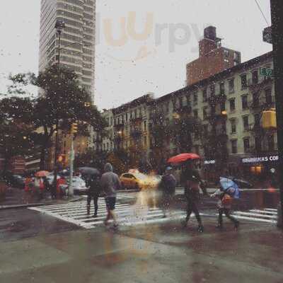 Corner Cafe And Bakery